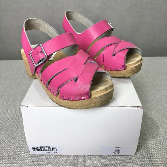 girls clog sandals